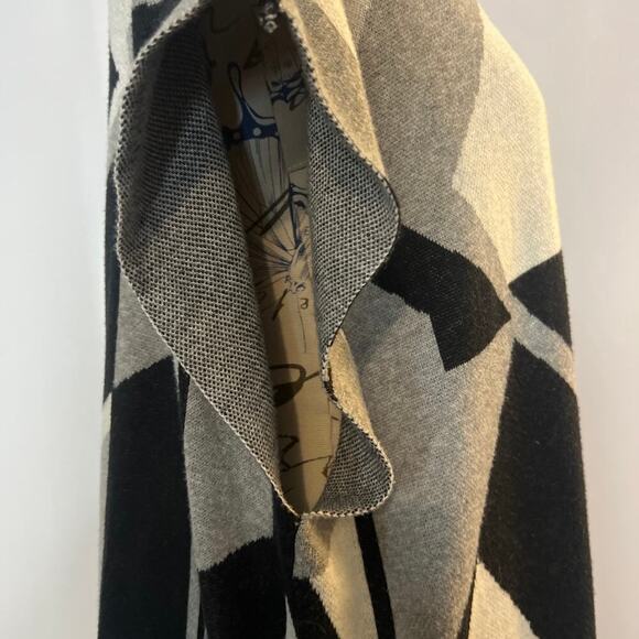 Lane Bryant Sweater Vest Plus Size - Picture 3 of 10